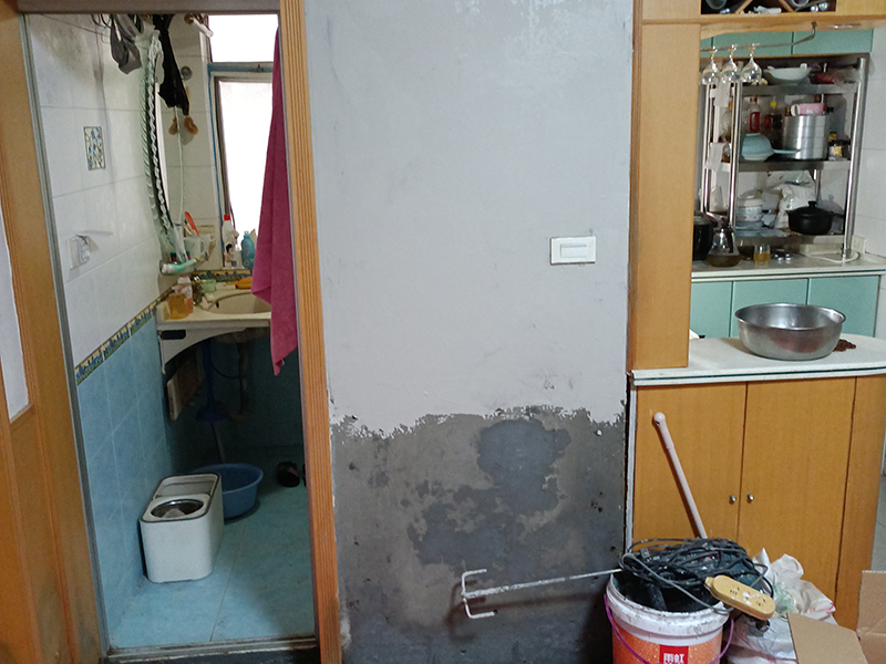 衛生間墻面局部翻新 重慶融創文旅城 乳膠漆包工包料墻面裝修服務