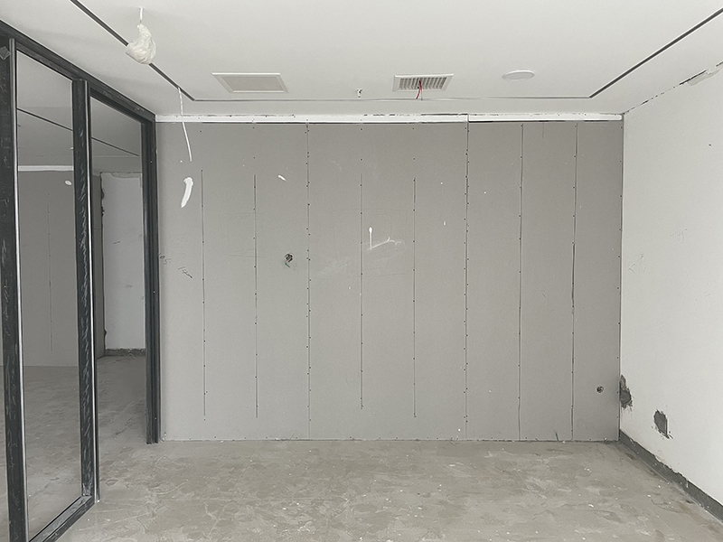 長沙定王大廈商業裝修 210平辦公室翻新改造 公共廁所裝修半包