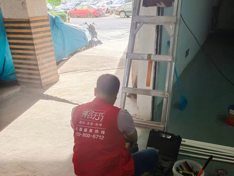 衛生間馬桶改蹲便器需要抬高多少？為什么要抬高地面呢？(圖1)