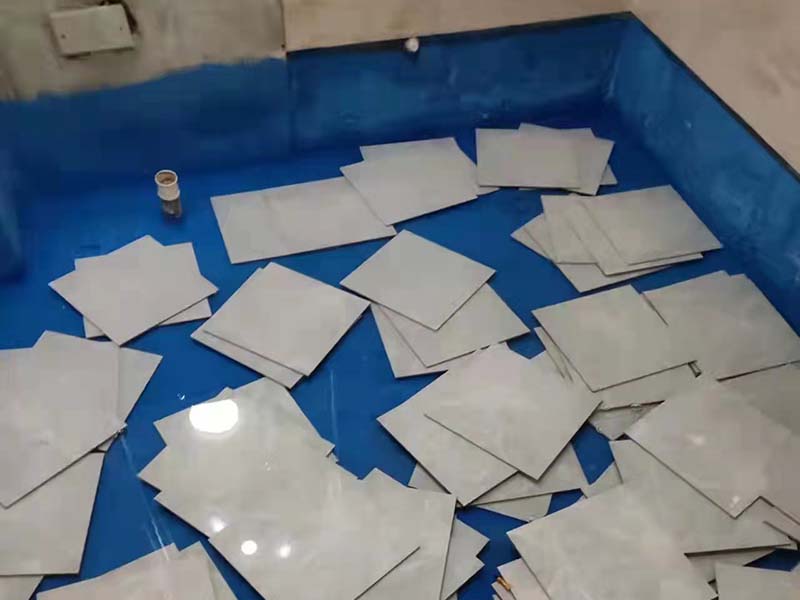 衛生間改造不想拆瓷磚怎么翻新？衛生間裝修費用大概多少錢？(圖4)