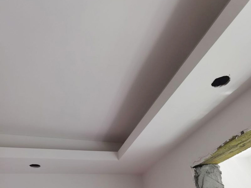 天花板漏水怎么辦?簡單補救方法(圖1) 天花板漏水怎么辦?簡單補救方法(圖1)