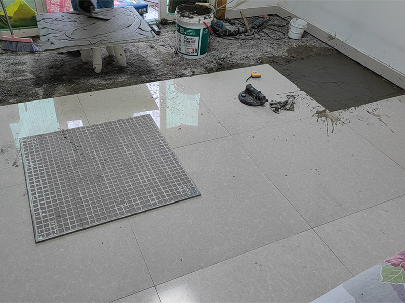 瓷磚開裂保修期多久？裝修合同陷阱與維權技巧(圖1)